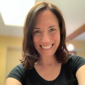 Meet your Posher, Elizaberh